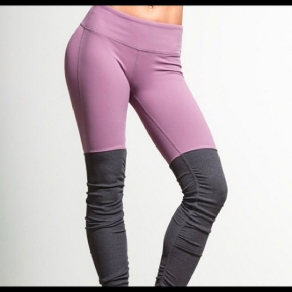 Pants - Alo Goddess Leggings - lavender/mauve and gray XS